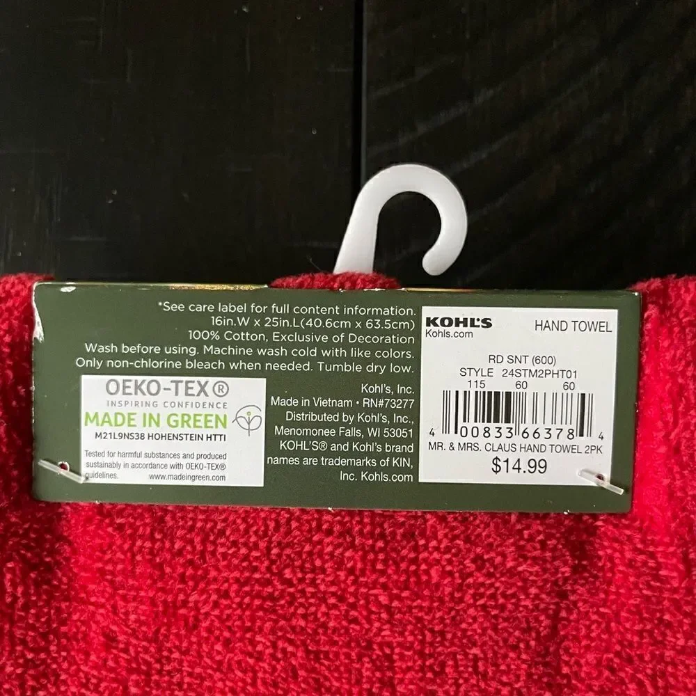 NWT! St. Nicholas Square, 2-Pack, “Mr. & Mrs. Clause” 26” x 25”, Hand Towels.